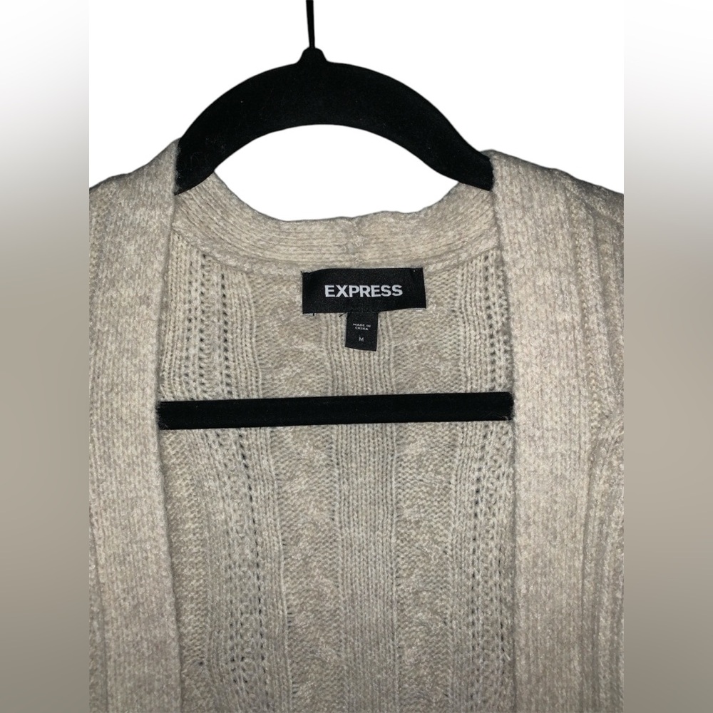 Express Tan Open Front Cozy‎ Cardigan With Cuffed Sleeves Size Medium - Picture 2 of 4